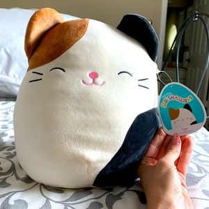 CAM Squishmallow - 10 inches, LIKE NEW condition ✨